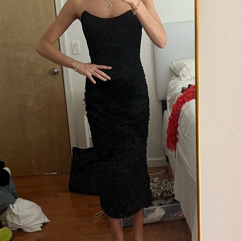 Vici black strapless ruched dress - size small